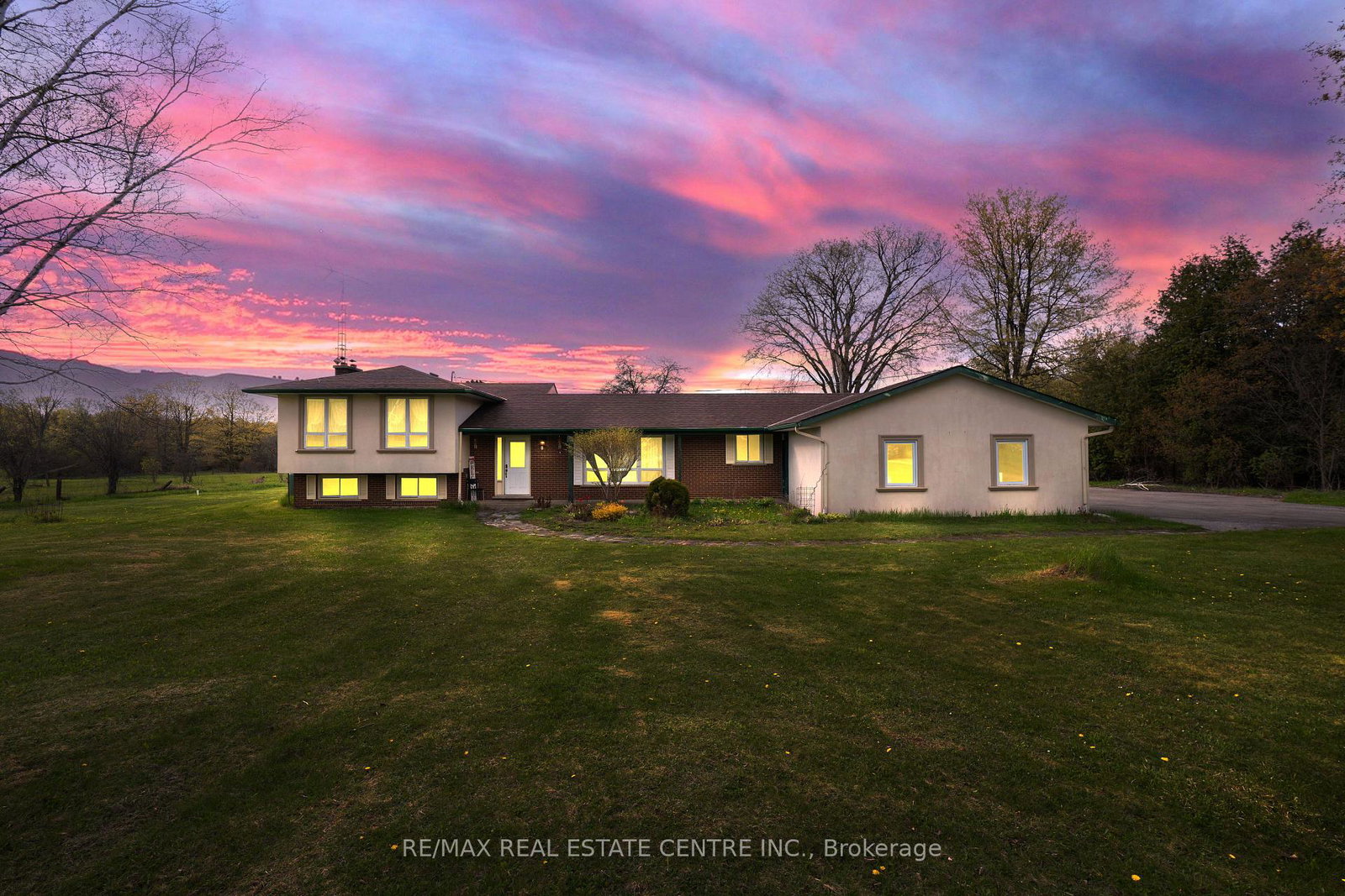 6649-25-side-road-halton-hills-ontario-w13123432