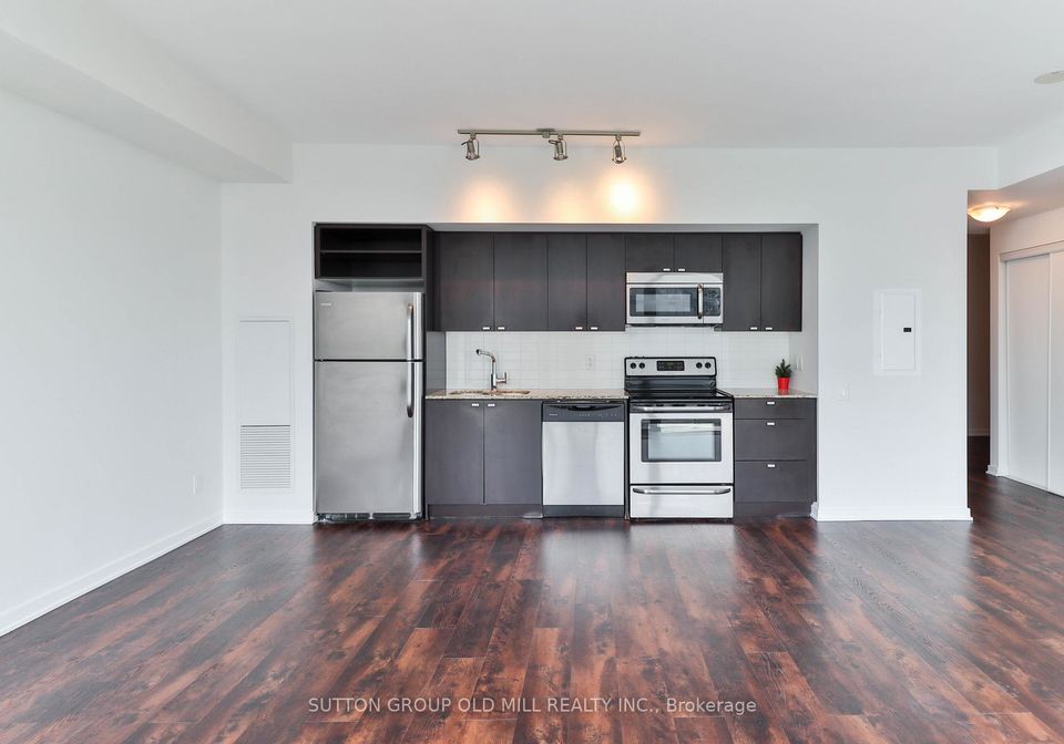 105-the-queensway-toronto-ontario-w13123994