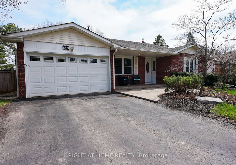 1266-lakeview-drive-oakville-ontario-w13124396