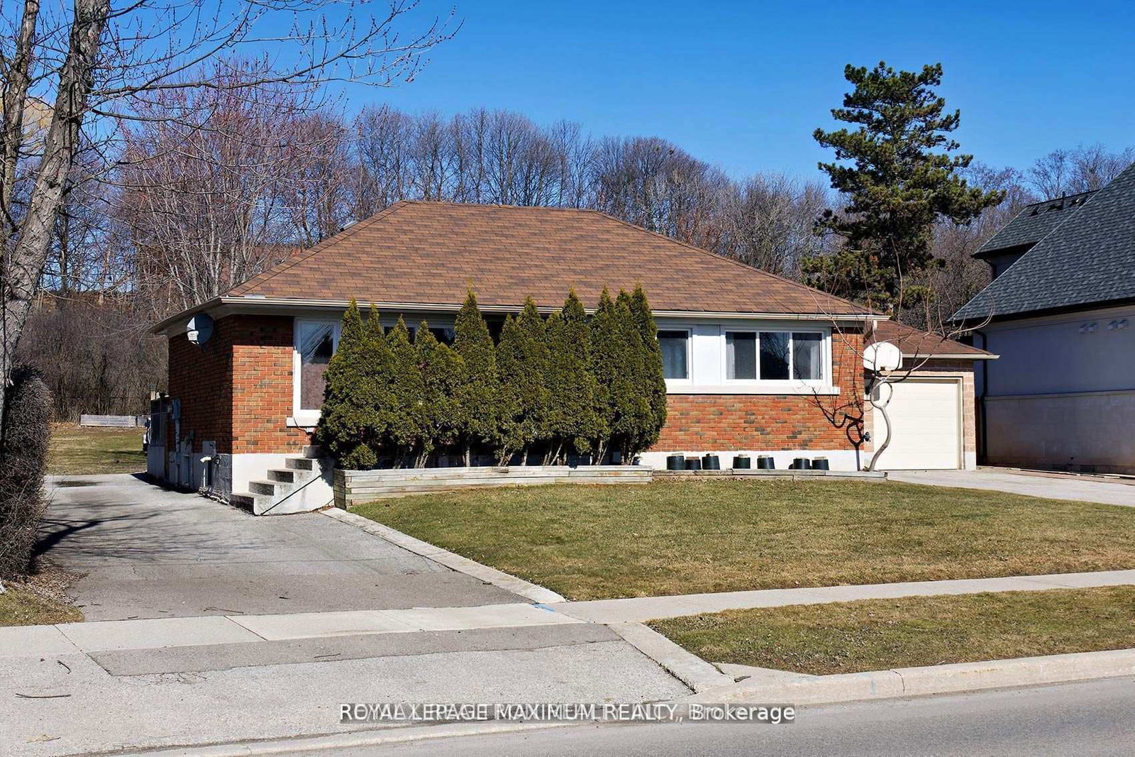 149-leighland-avenue-oakville-ontario-w13124570