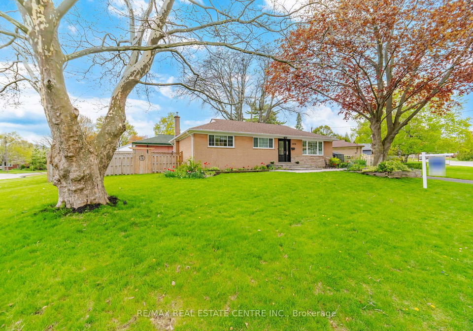 1376-royal-drive-burlington-ontario-w13124926