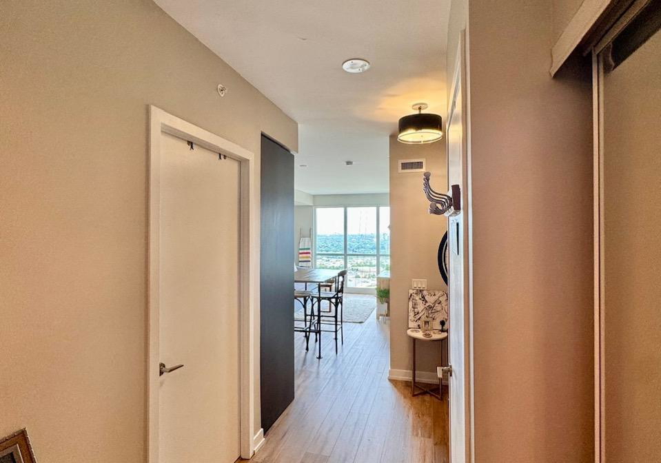 10-park-lawn-road-etobicoke-ontario-w13125102