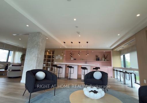 86-dundas-street-e-mississauga-ontario-w13125168