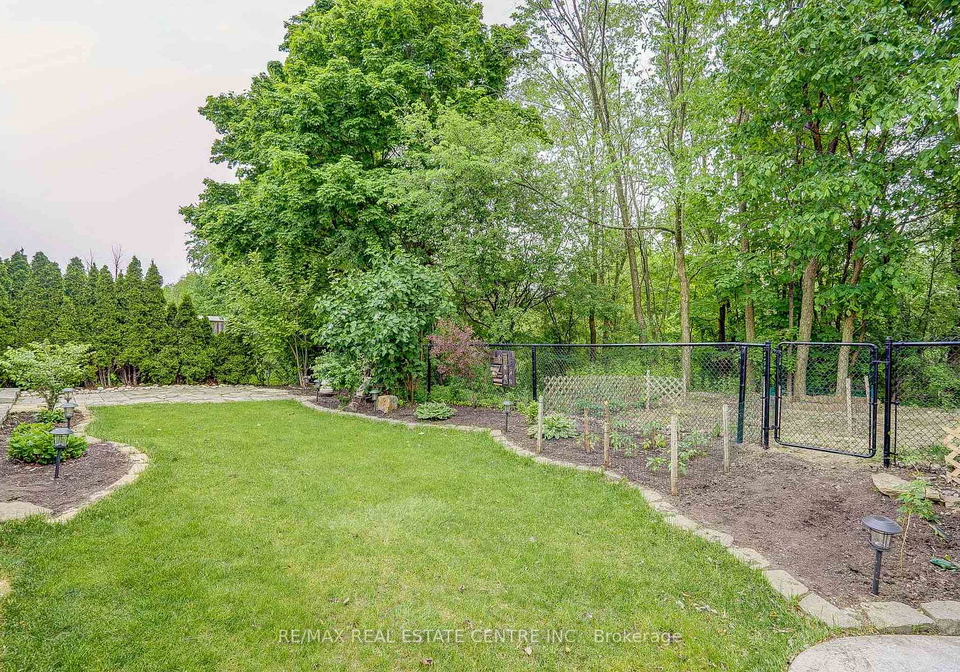 148-bonistel-crescent-brampton-ontario-w13125476