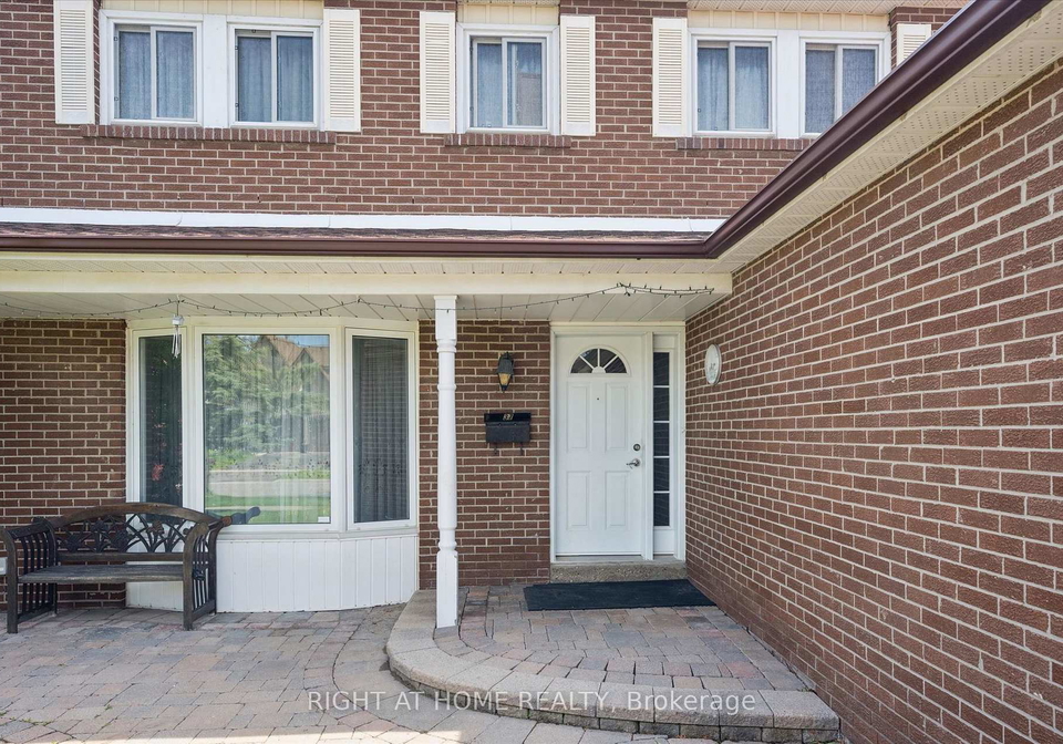 37-moffatt-avenue-brampton-ontario-w13125784
