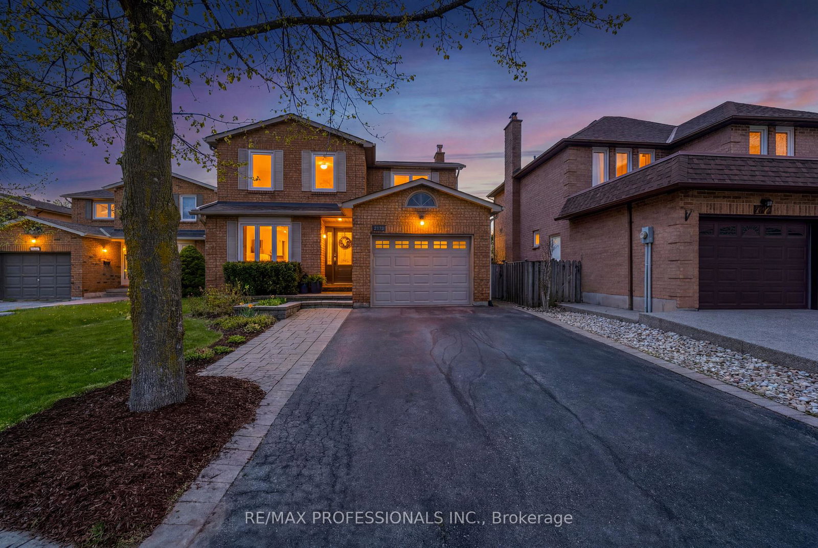2172-margot-street-oakville-ontario-w13125946