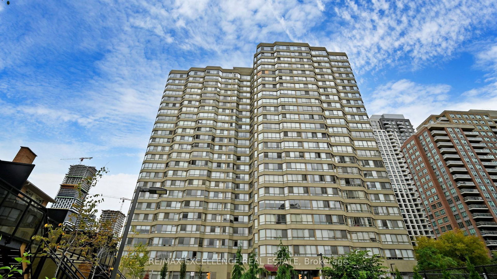 3605-kariya-drive-mississauga-ontario-w13126138