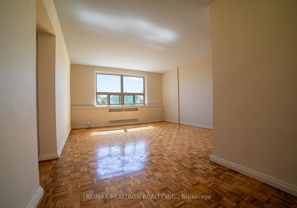 2355-lakeshore-boulevard-w-etobicoke-ontario-w13126152