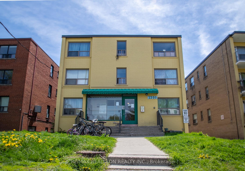 2309-lake-shore-boulevard-w-etobicoke-ontario-w13126166