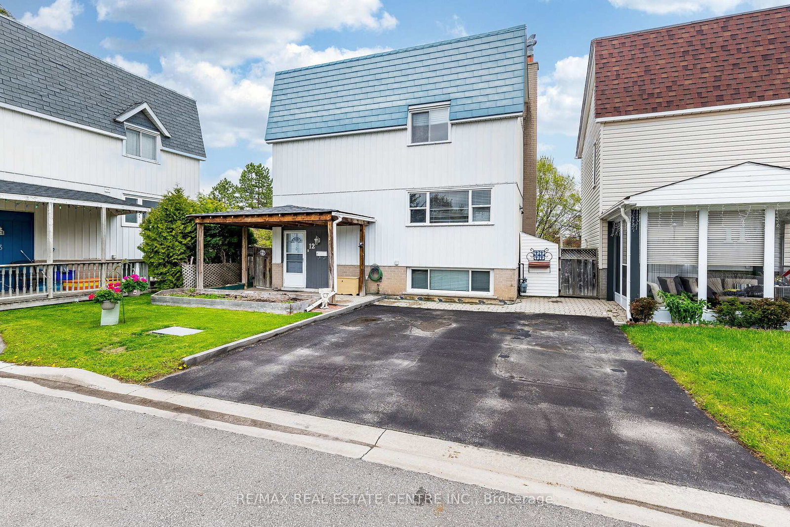 12-homer-square-brampton-ontario-w13126372