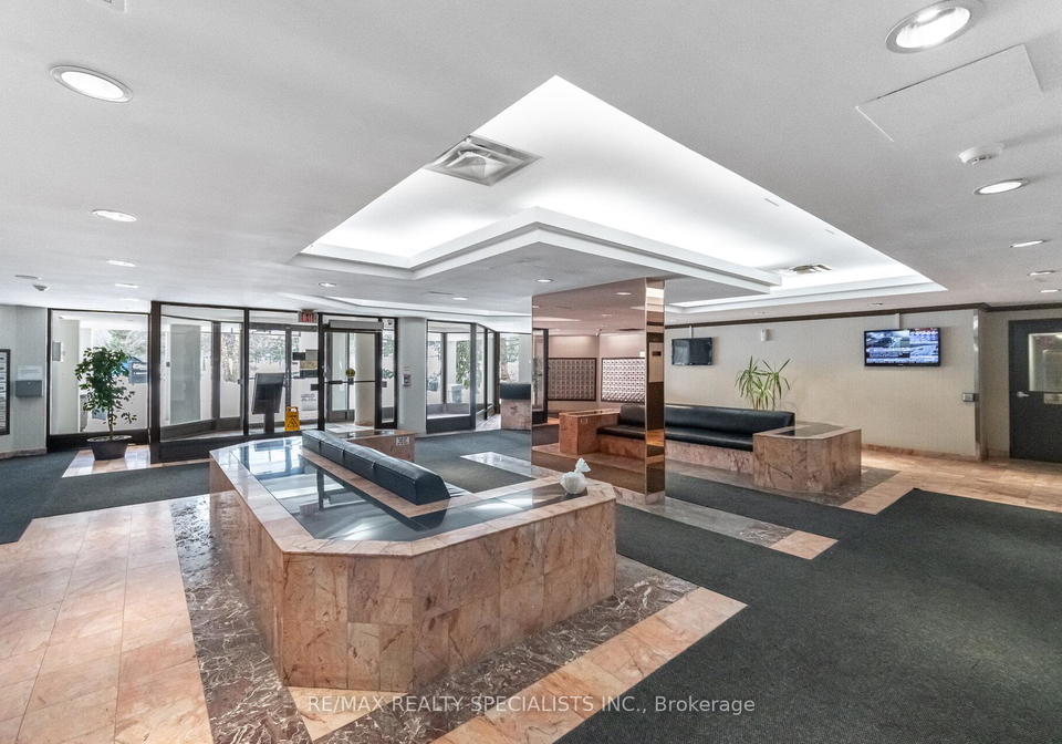 1-rowntree-road-etobicoke-ontario-w13126684