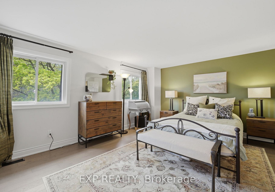 1010-walden-circle-mississauga-ontario-w13126856