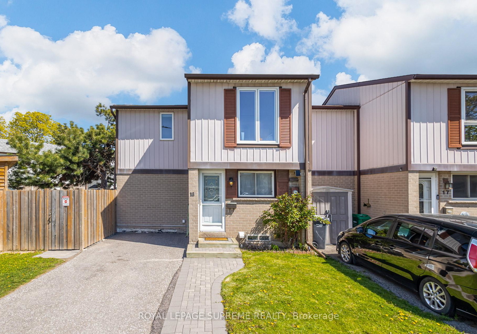 18-juliette-square-brampton-ontario-w13127058