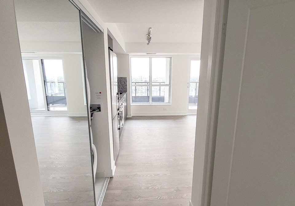 9-mabelle-avenue-etobicoke-ontario-w13127382