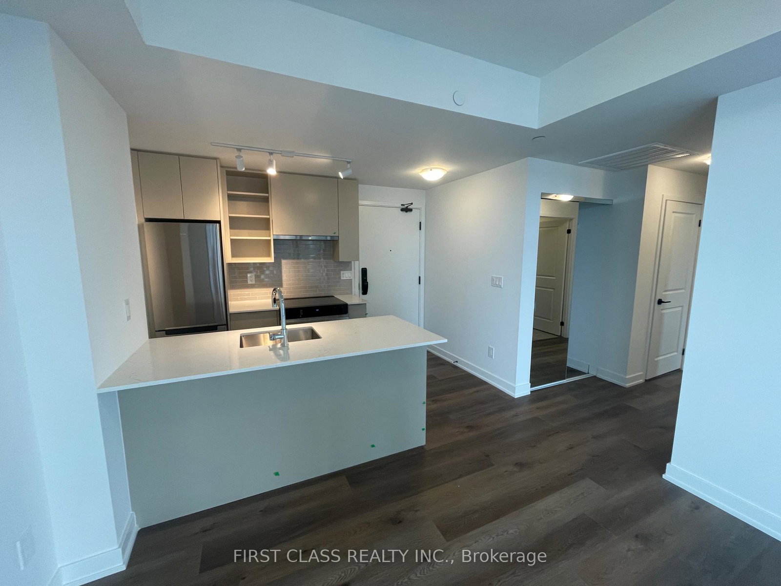 2075-lakeshore-road-burlington-ontario-w13127406