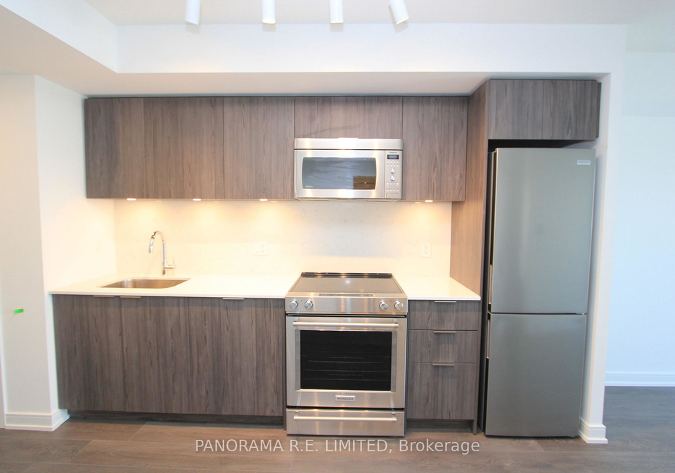 30-samuel-wood-way-etobicoke-ontario-w13127458