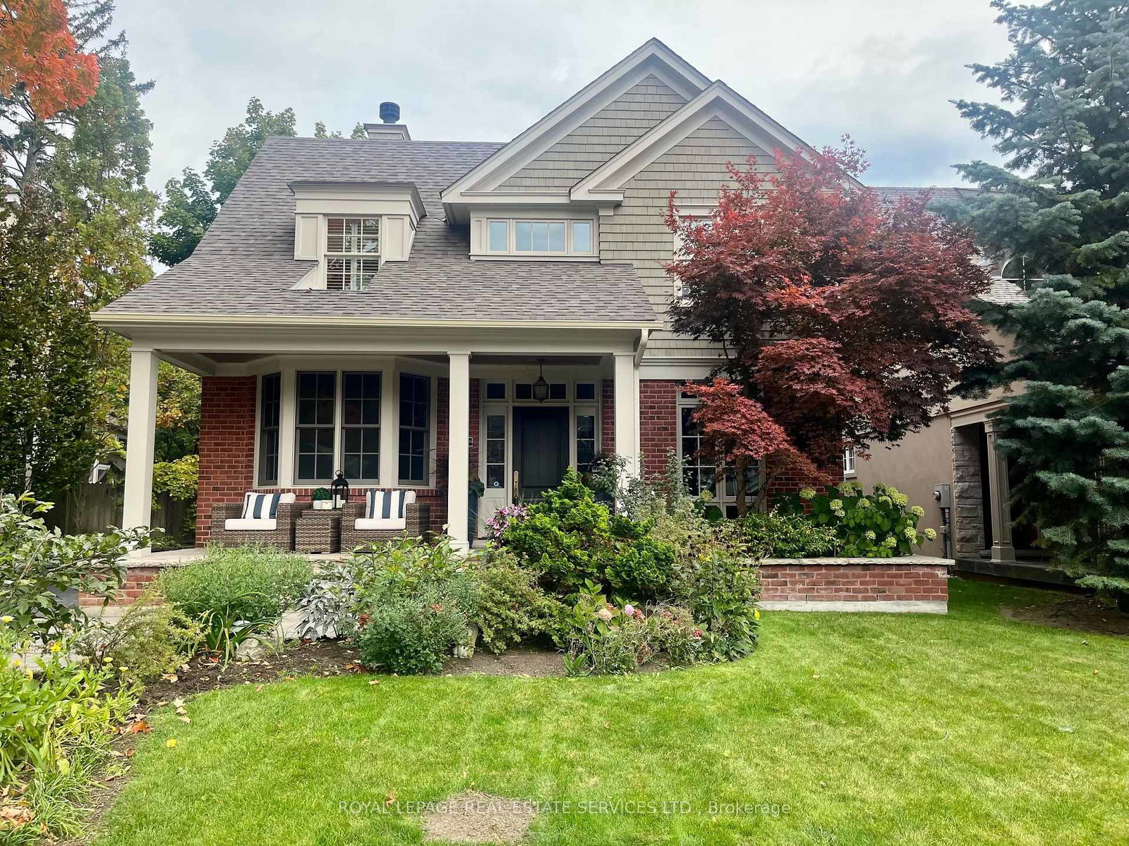 33-howard-avenue-oakville-ontario-w13127514