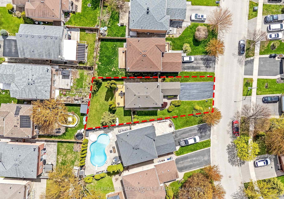 15-mull-gate-halton-hills-ontario-w13127580