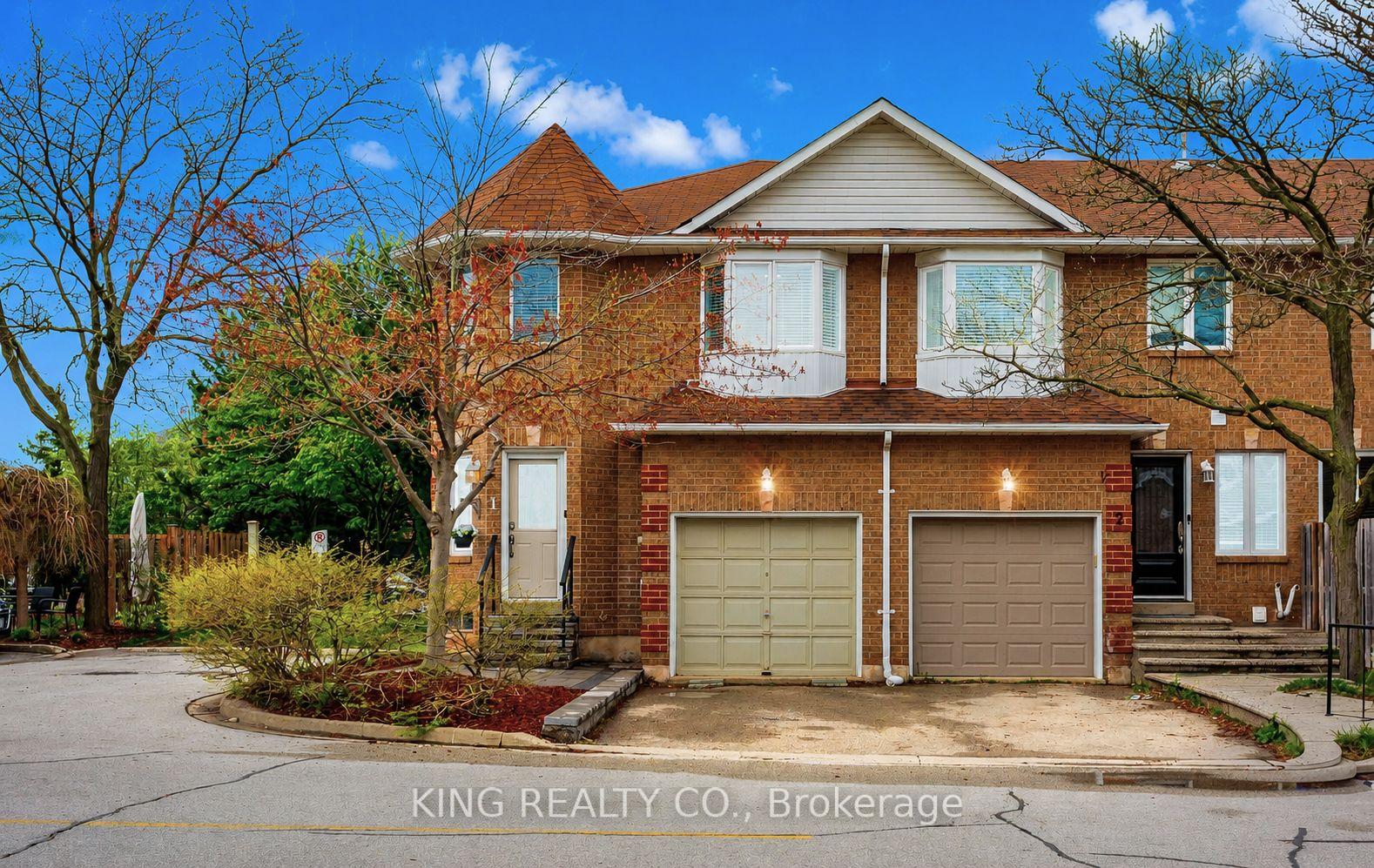 1240-westview-terrace-oakville-ontario-w13127726