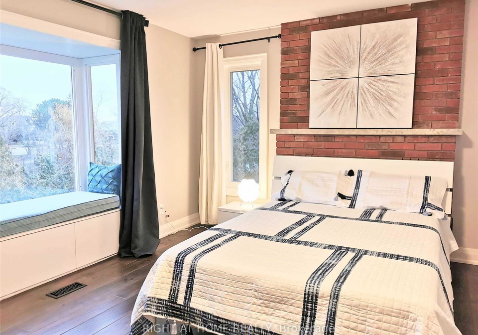 3234-shoreline-drive-oakville-ontario-w13127744