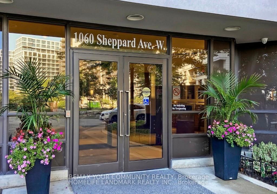 1060-sheppard-avenue-w-york-ontario-w13127804