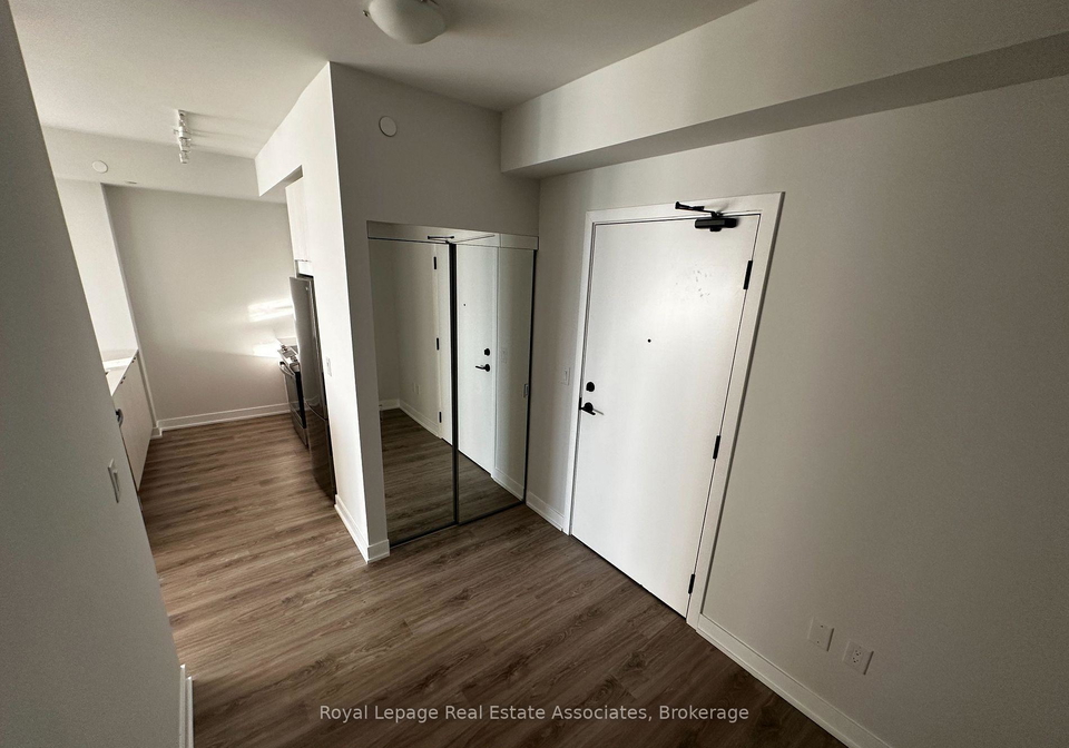 4130-parkside-village-drive-mississauga-ontario-w13127820