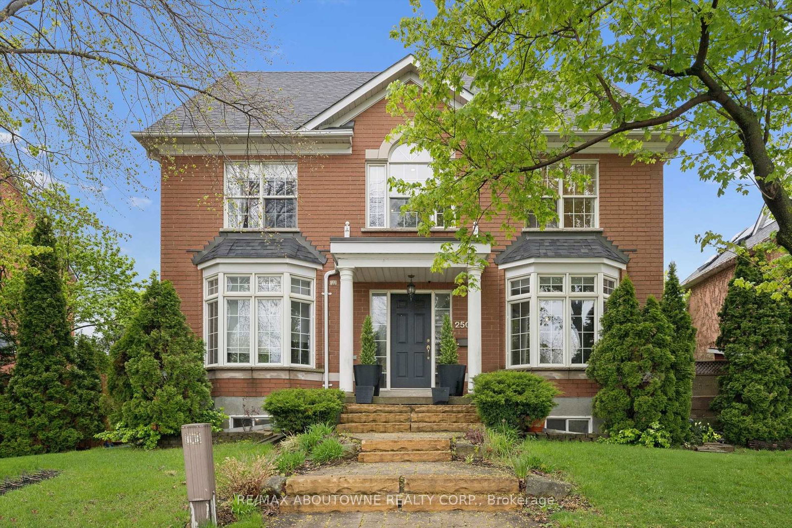 2500-sixth-line-oakville-ontario-w13128082