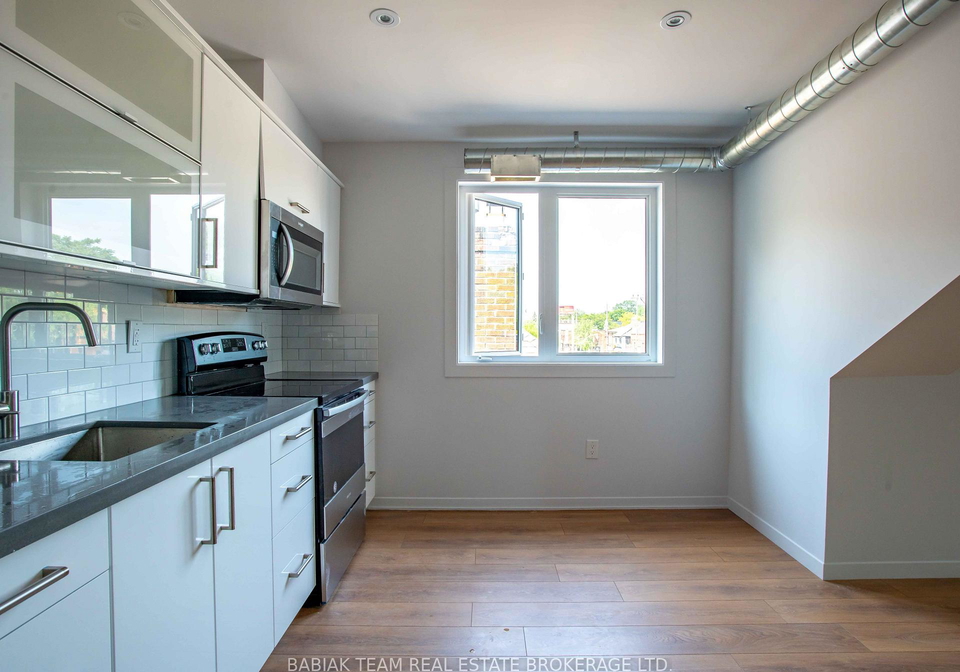 185-jane-street-toronto-ontario-w13128150