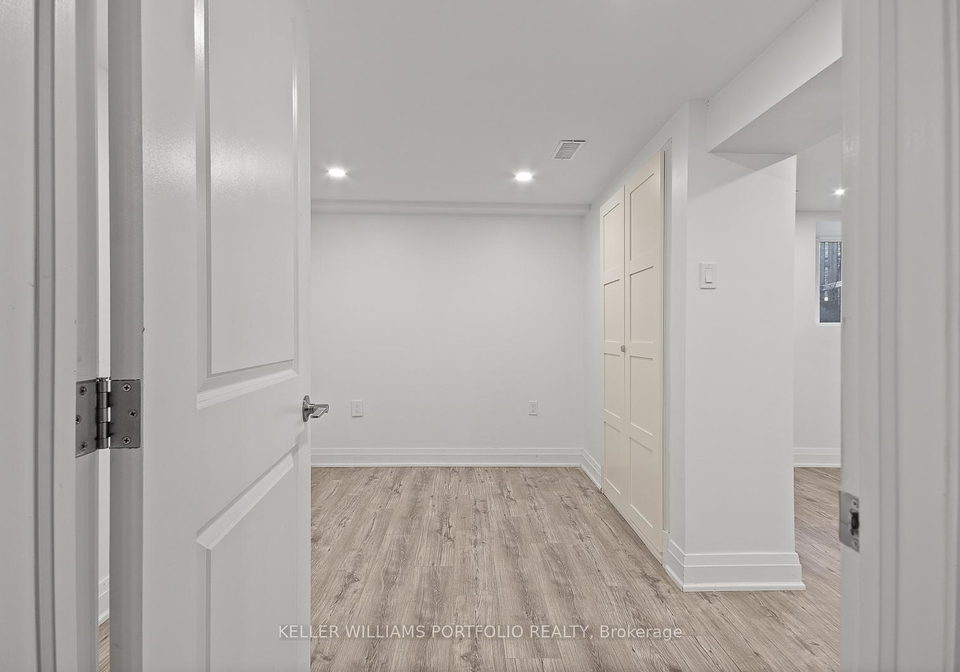 35-humberside-avenue-toronto-ontario-w13128164
