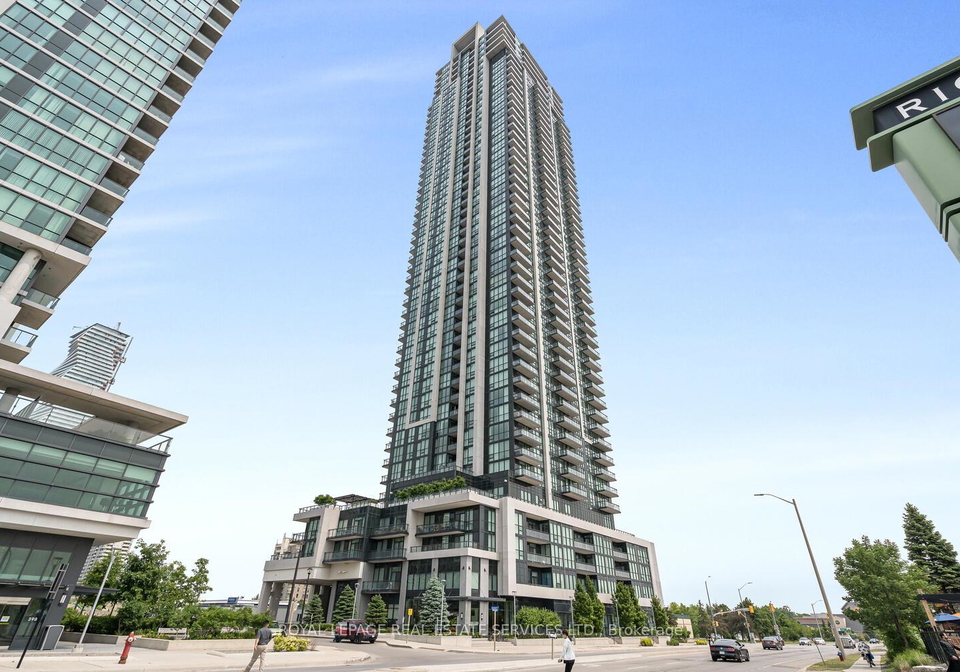 3975-grand-park-drive-mississauga-ontario-w13128264