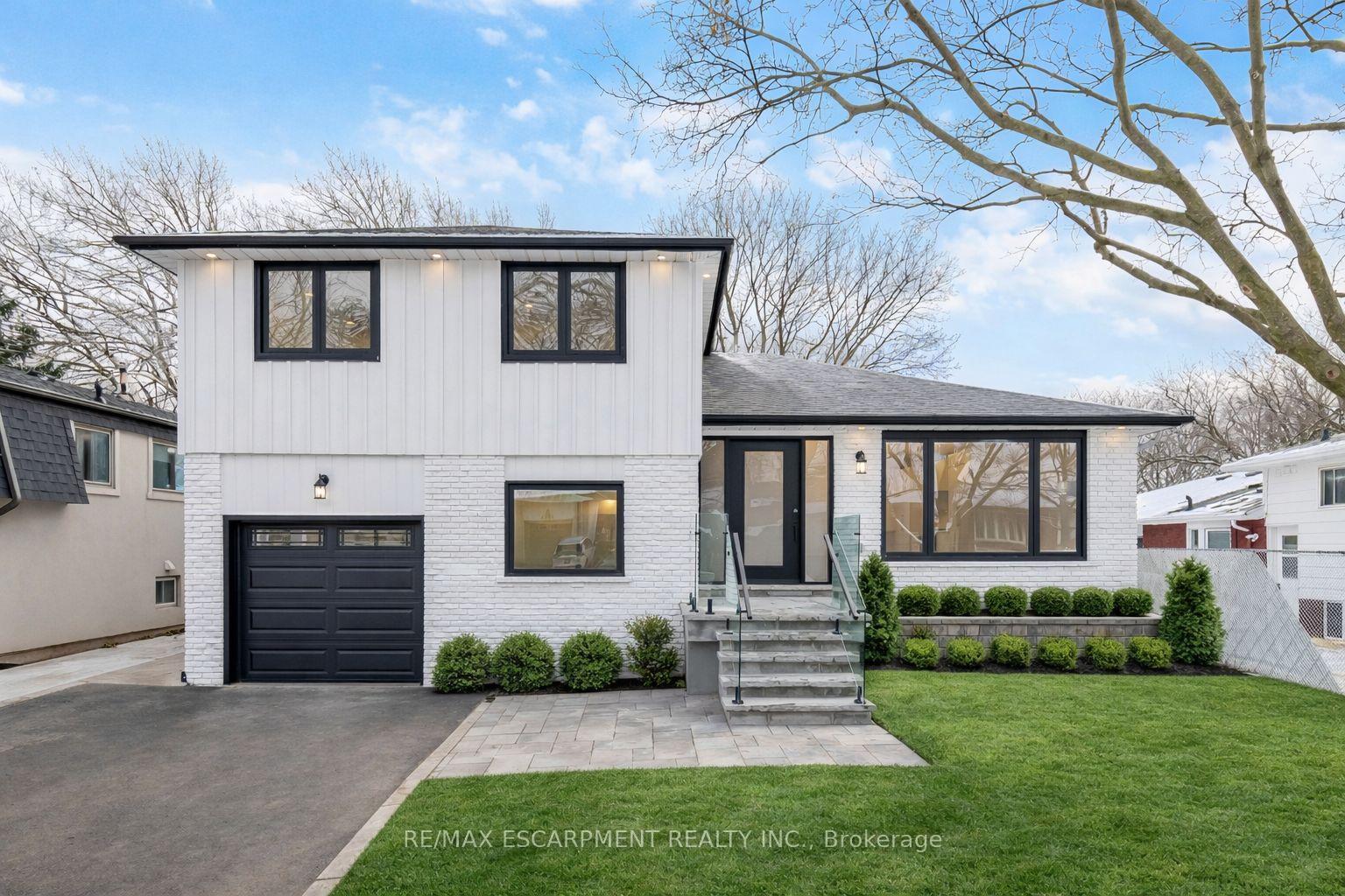 2276-wyandotte-drive-oakville-ontario-w13128332