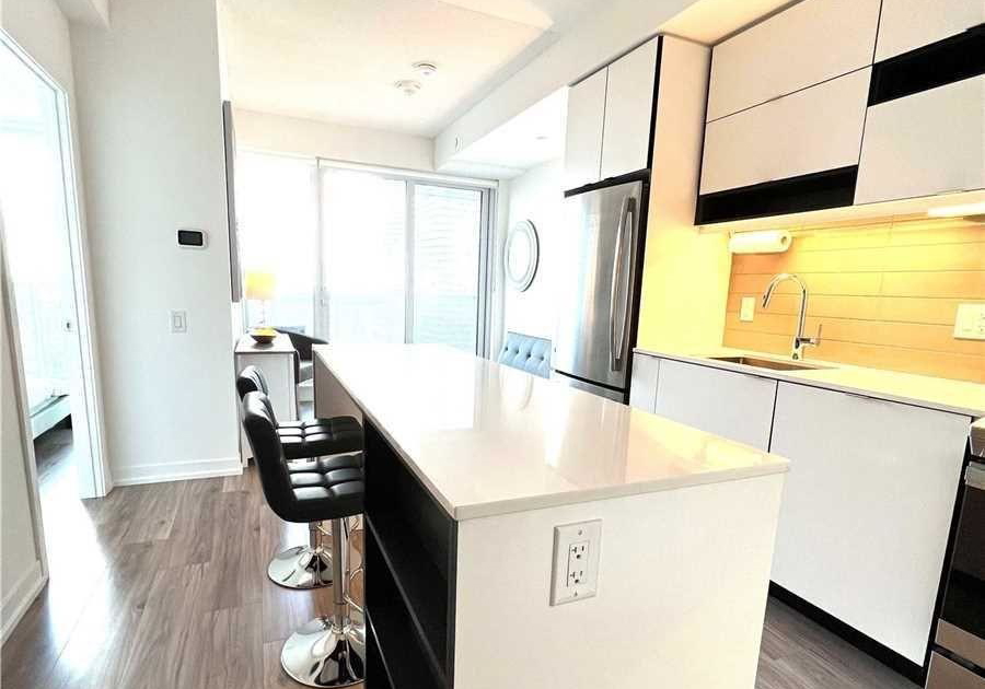 4065-confederation-parkway-mississauga-ontario-w13128400