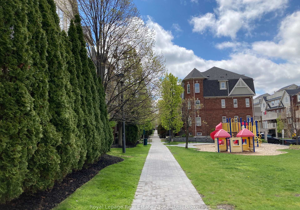 730-neighbourhood-circle-mississauga-ontario-w13128440