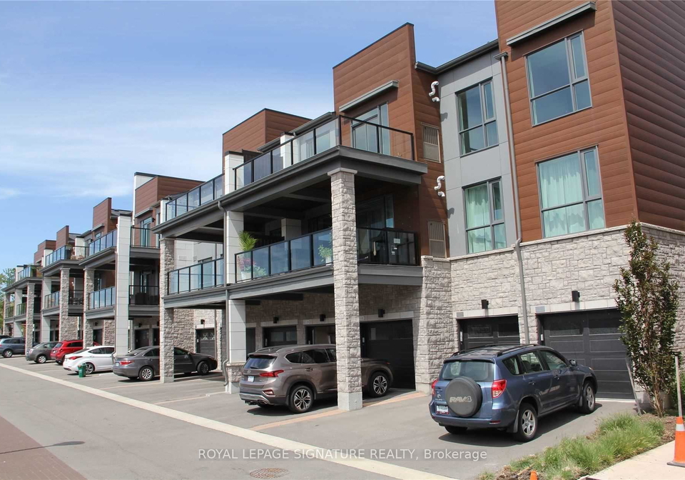 2388-khalsa-gate-oakville-ontario-w13128514