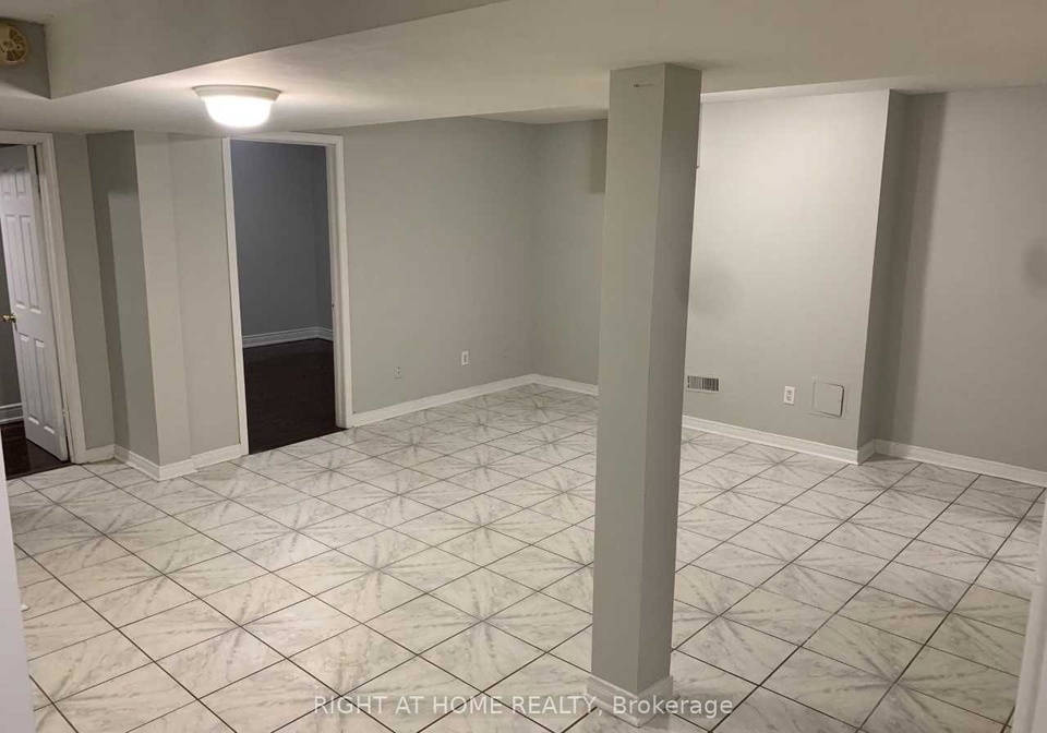 63-toba-crescent-brampton-ontario-w13128614