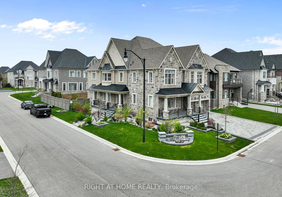 12-hackwood-heights-brampton-ontario-w13128658