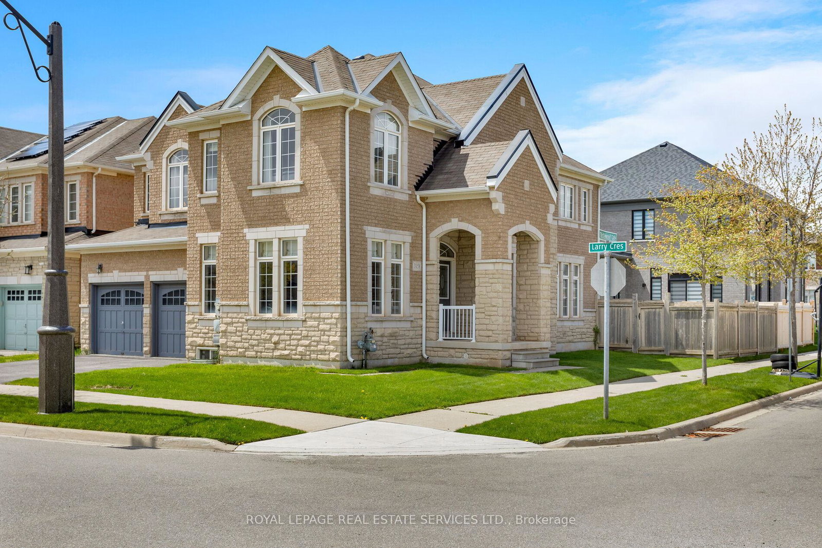 3158-thistlewood-gate-oakville-ontario-w13128734