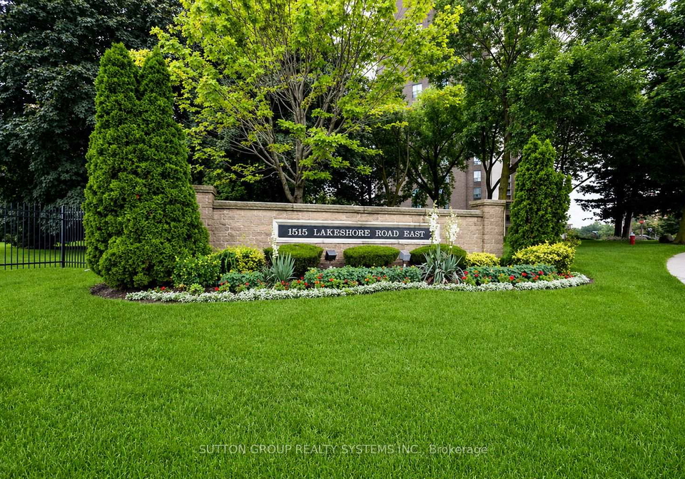 1515-lakeshore-road-e-mississauga-ontario-w13128748
