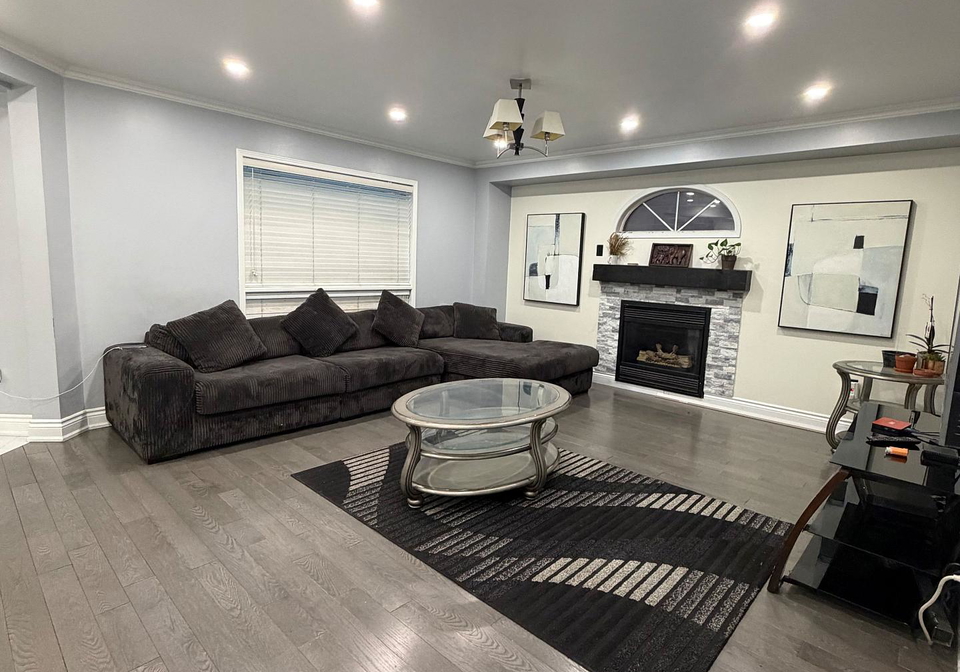31-southbend-drive-brampton-ontario-w13128856