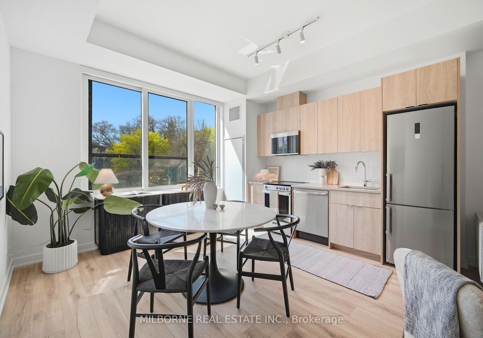 1660-bloor-street-w-toronto-ontario-w13129012