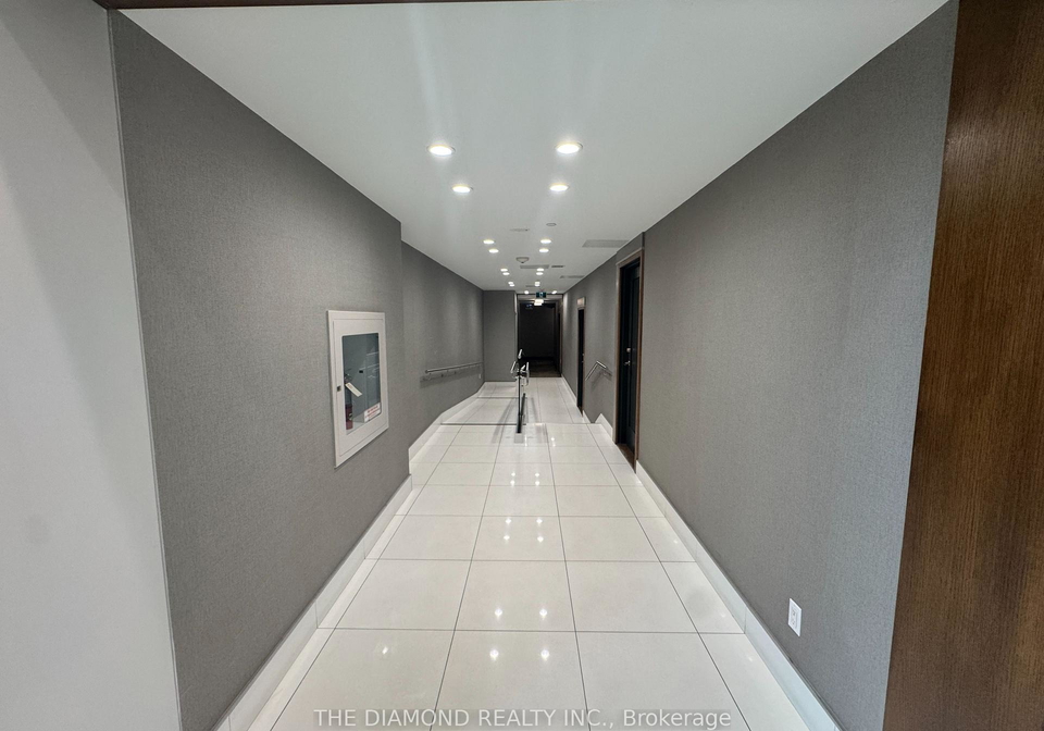 5033-four-springs-avenue-mississauga-ontario-w13129020