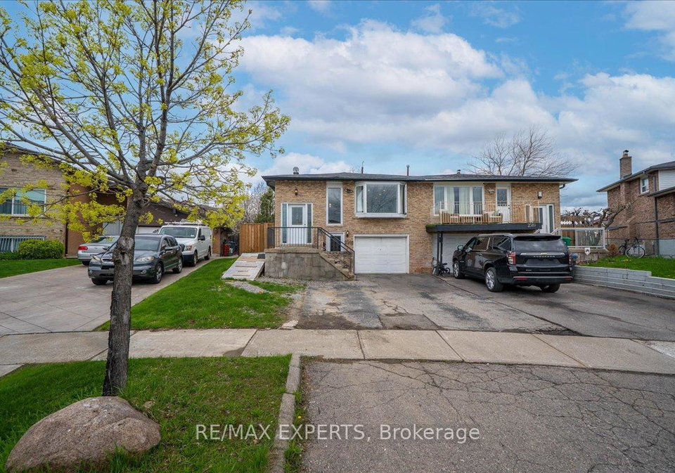2591-kingsberry-crescent-mississauga-ontario-w13129078