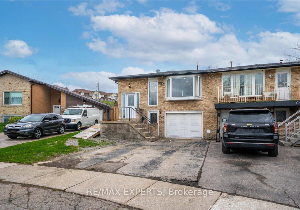 2591-kingsberry-crescent-mississauga-ontario-w13129078