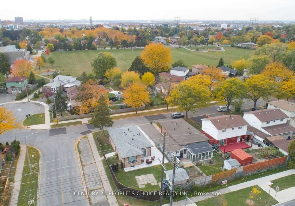 2-betteridge-lane-w-etobicoke-ontario-w13129164