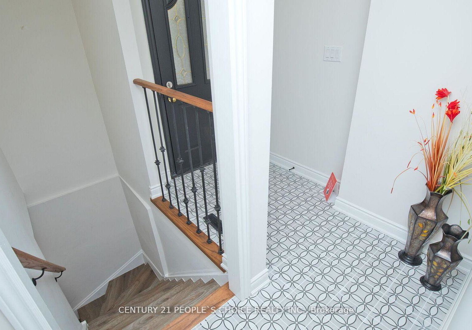 2-betteridge-lane-w-etobicoke-ontario-w13129164