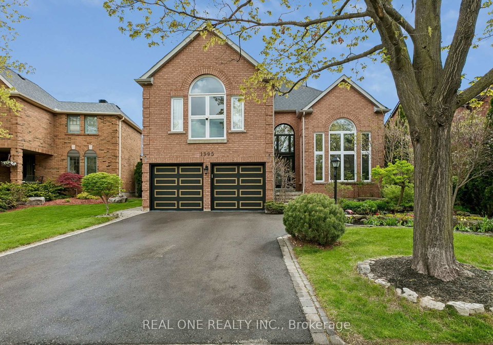 1395-silversmith-drive-oakville-ontario-w13129172