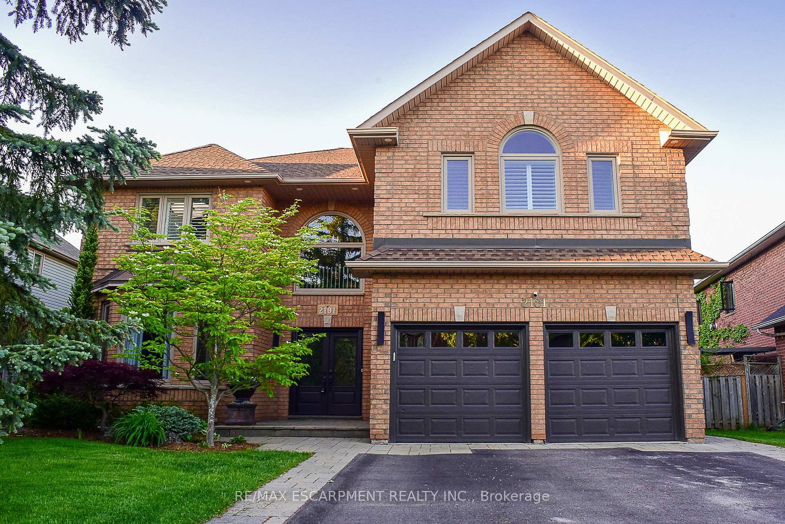 2101-westoak-trails-boulevard-oakville-ontario-w13129274