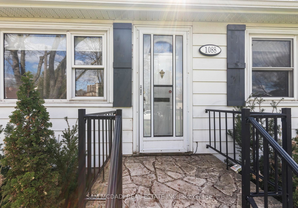 1088-cherriebell-road-mississauga-ontario-w13129296