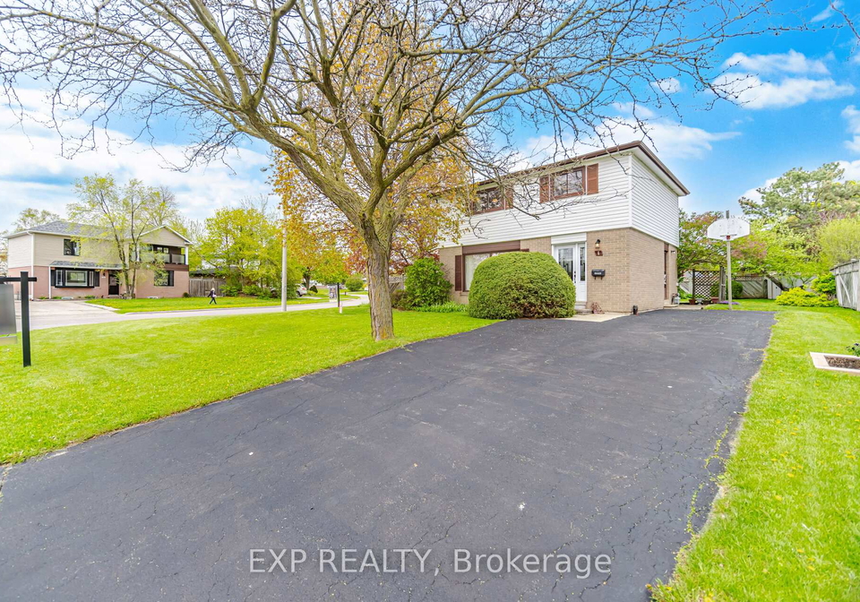 1-flavian-crescent-brampton-ontario-w13129430