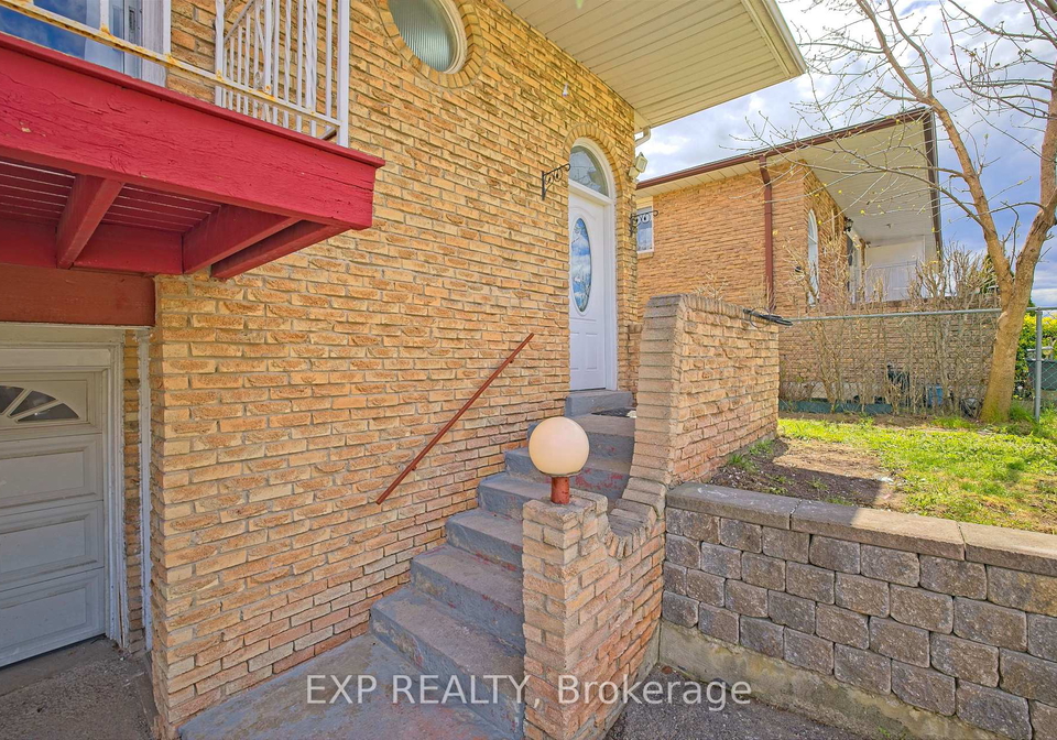 4-fallway-road-brampton-ontario-w13129884
